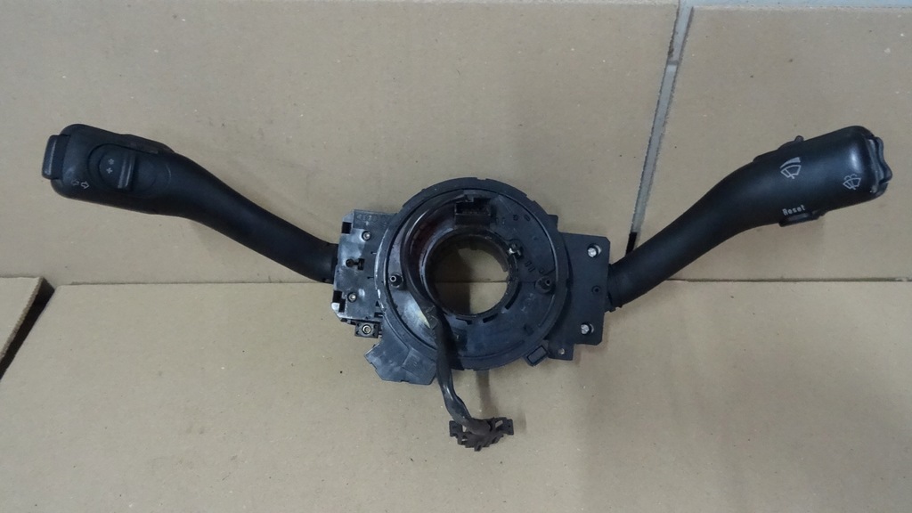 фото №1, Audi a6c5 a6 c5 перемикач комбінований sedan