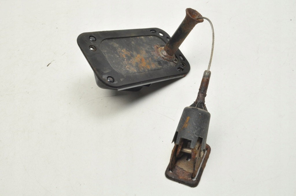 фото №1, Volvo xc90 кронштейн колеса запасного 30714793 lift