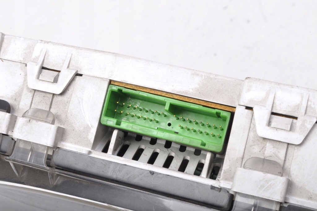 фото №10, Subaru outback ii 2.5 16v 156km лічильник прилади 85012ae230 eu