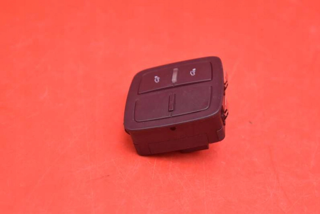 фото №6, Панель понижение багажника 4l0959511b audi q7 4l lift 08-15