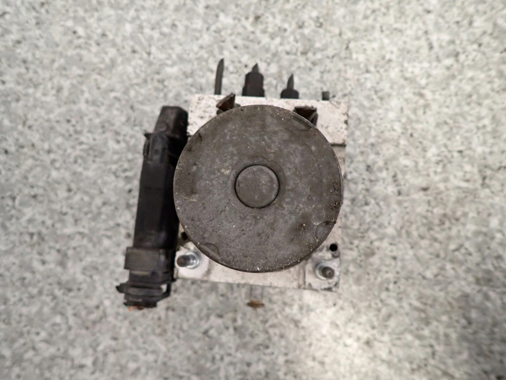 фото №7, Hyundai sonata v 2.0 crdi 05-09 насос abs блок управления