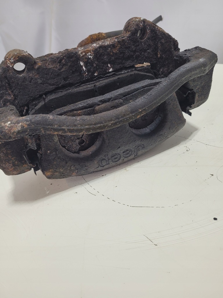 фото №5, Jeep grand cherokee wk xk commander 5-10r суппорт левый перед