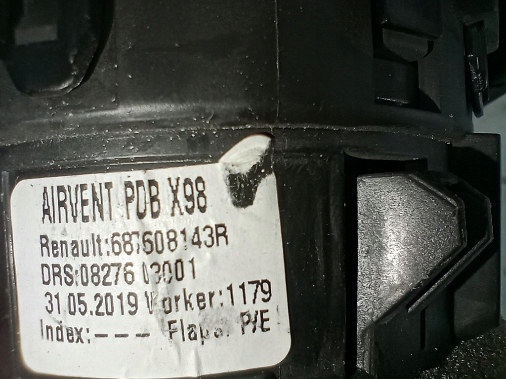 фото №9, Renault captur решётка обдув 687608143r europa