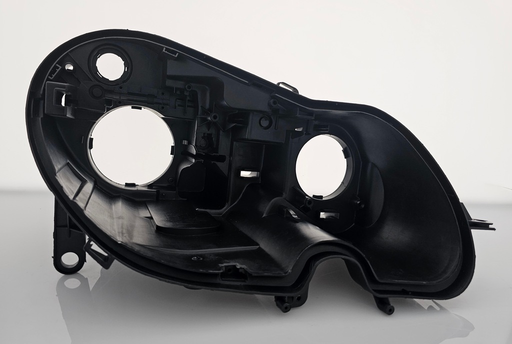 фото №1, Корпус корпус mercedes e w211 противотуманная фара 07-08