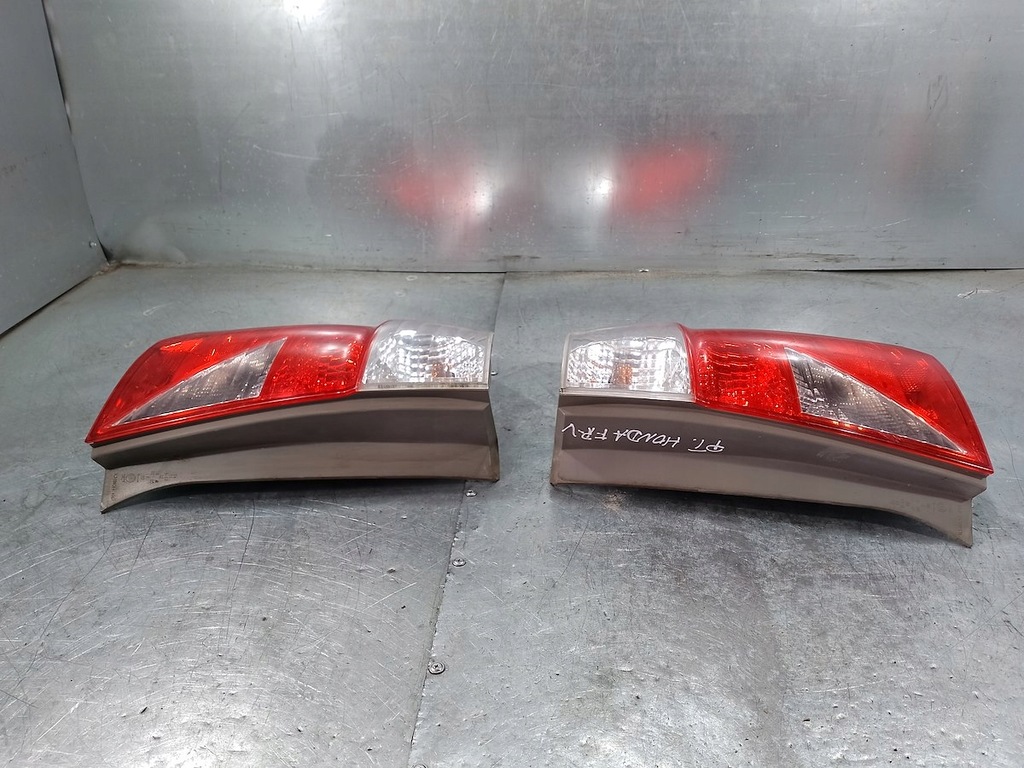 фото №9, Лампи задня комплект honda fr-v