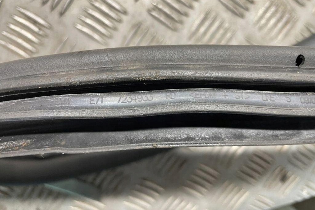 фото №8, Прокладка кузовная задних дверь bmw x6 e71, e72 7234933 2.99l дизель