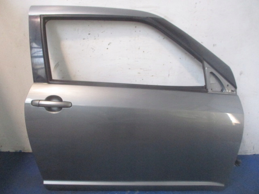фото №1, Suzuki swift iii mk6 3d дверь перед правое цвет zcd