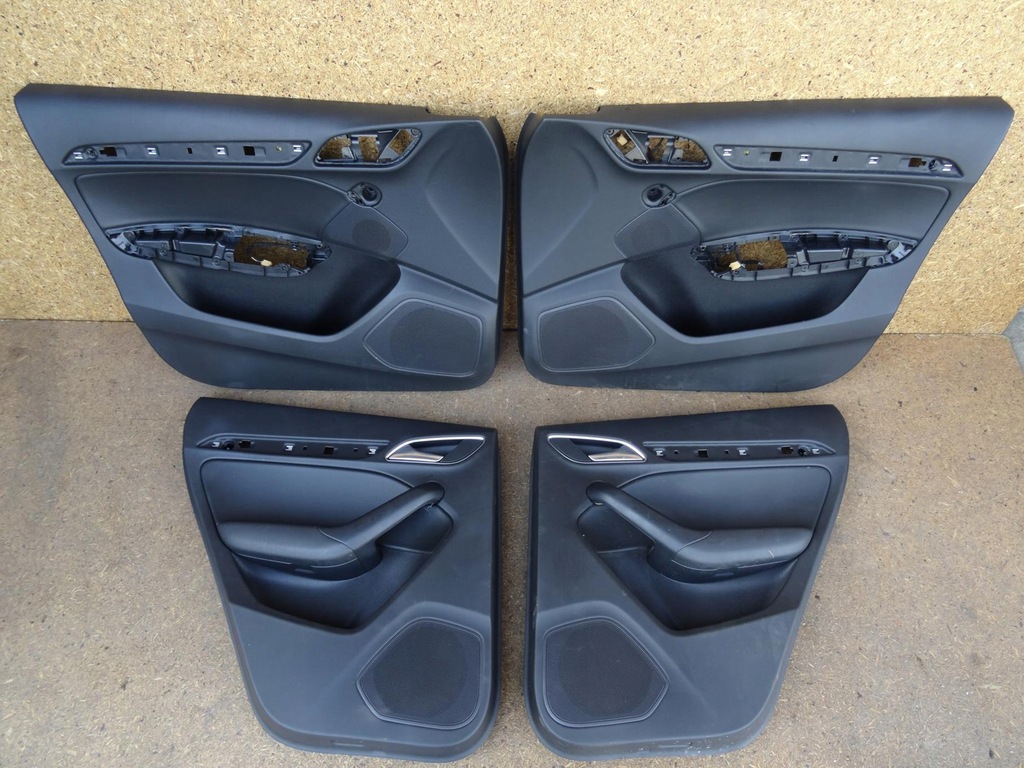 фото №15, Audi q3 8u s-line 11-18 обивка сиденья полная кожа заднее сиденье спинка подогрев