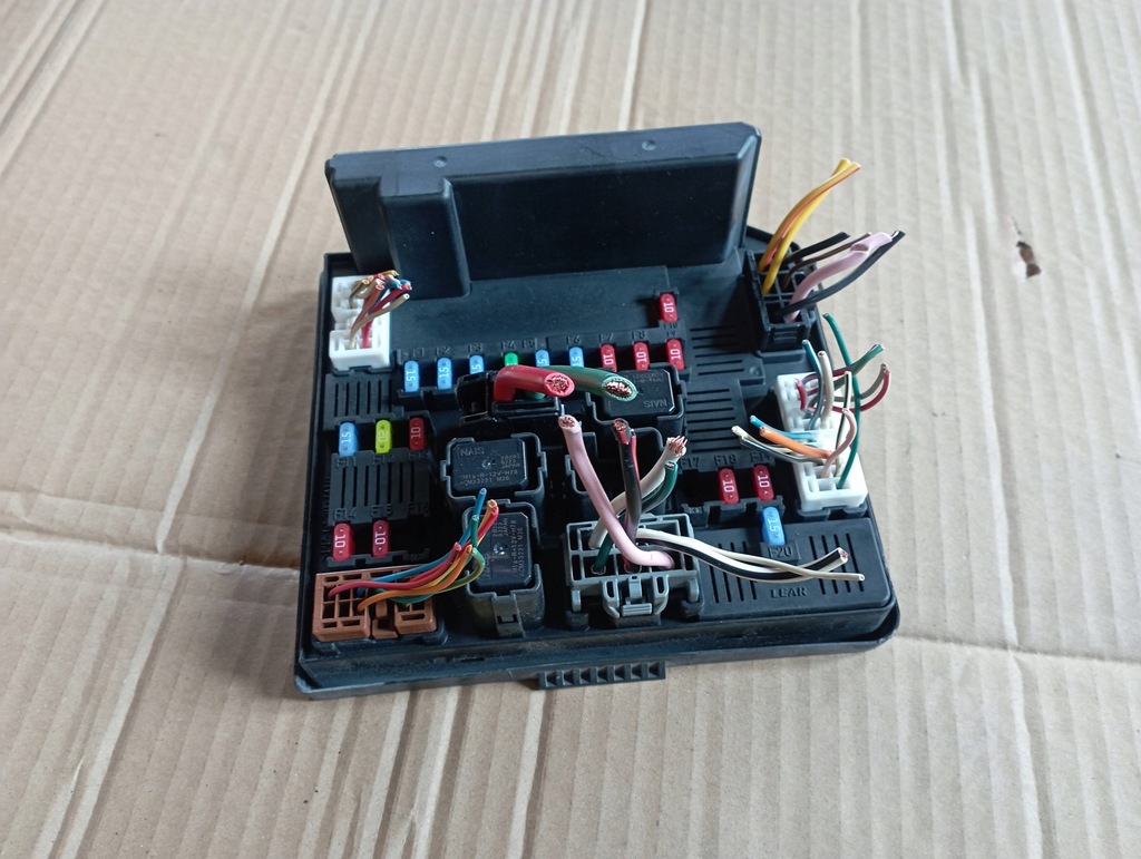 фото №1, Nissan qashqai j10 модуль bsi 284b7bb00c