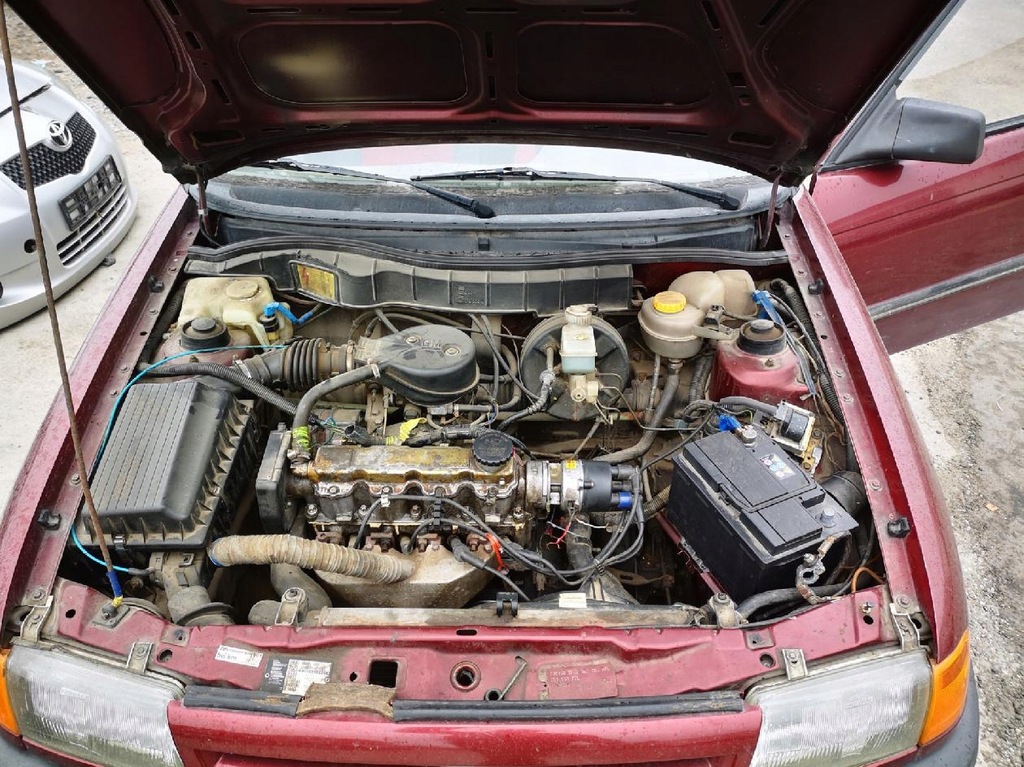 фото №7, Opel astra впуск воздуха do кабины 1991 1.4l 90360117 1905871