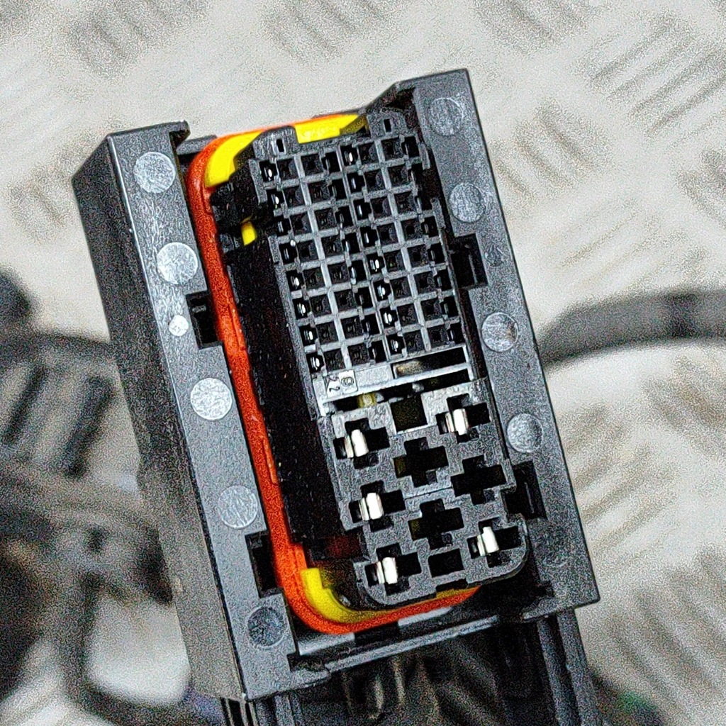 фото №7, Kia ev6 2023 жгут трубопровод двигателя