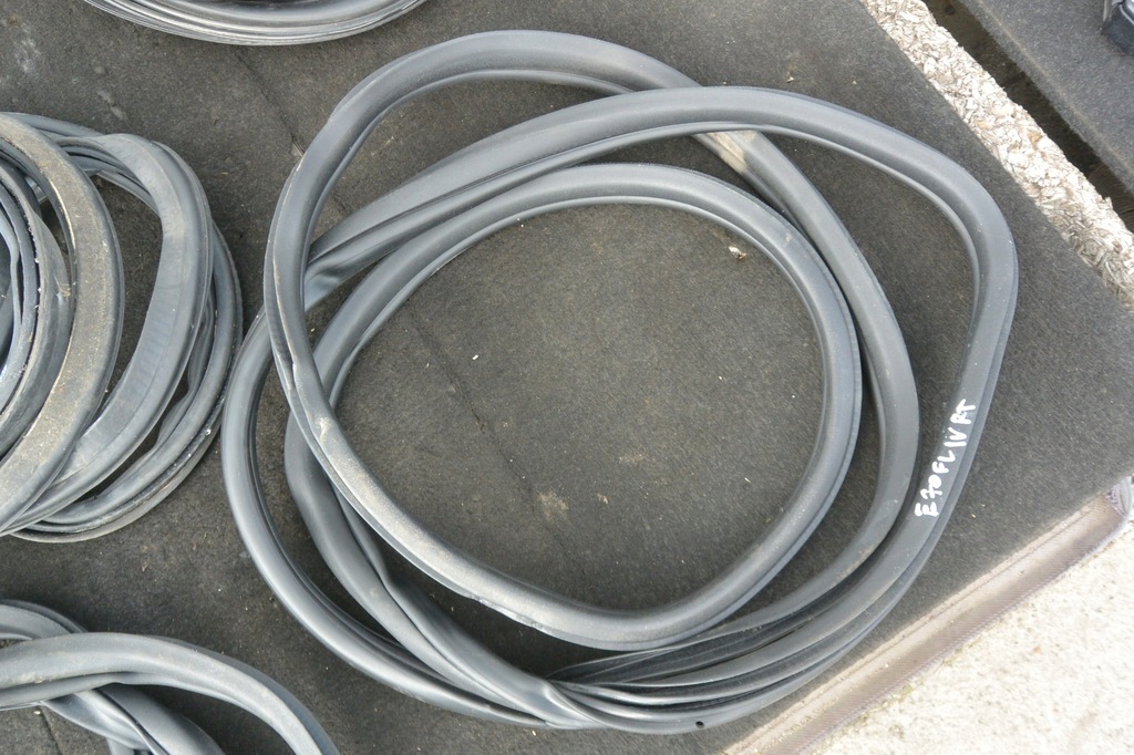 фото №5, Прокладка двері багажника kpl bmw x5 e70 lci