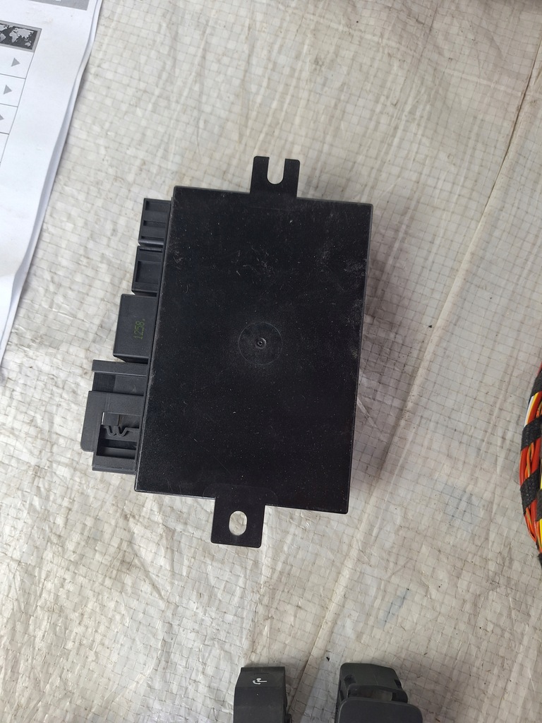 фото №7, Audi a3 skoda електропроводка фаркоп hak буксирувальний 8v0055204c 5q0907383n модуль