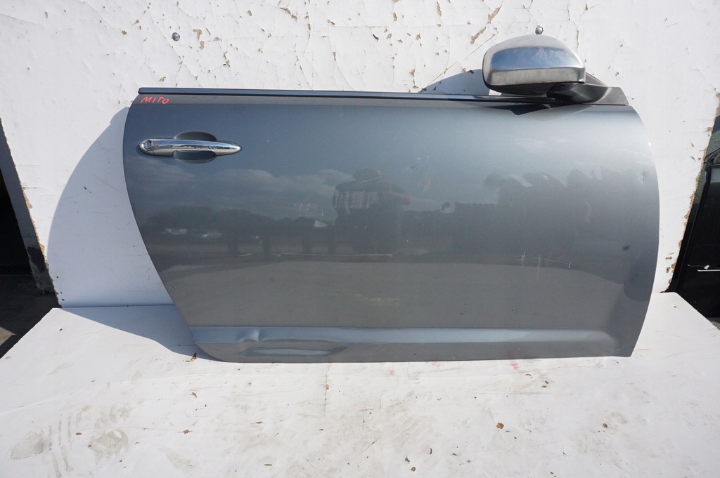 фото №1, Дверь правый перед alfa romeo mito