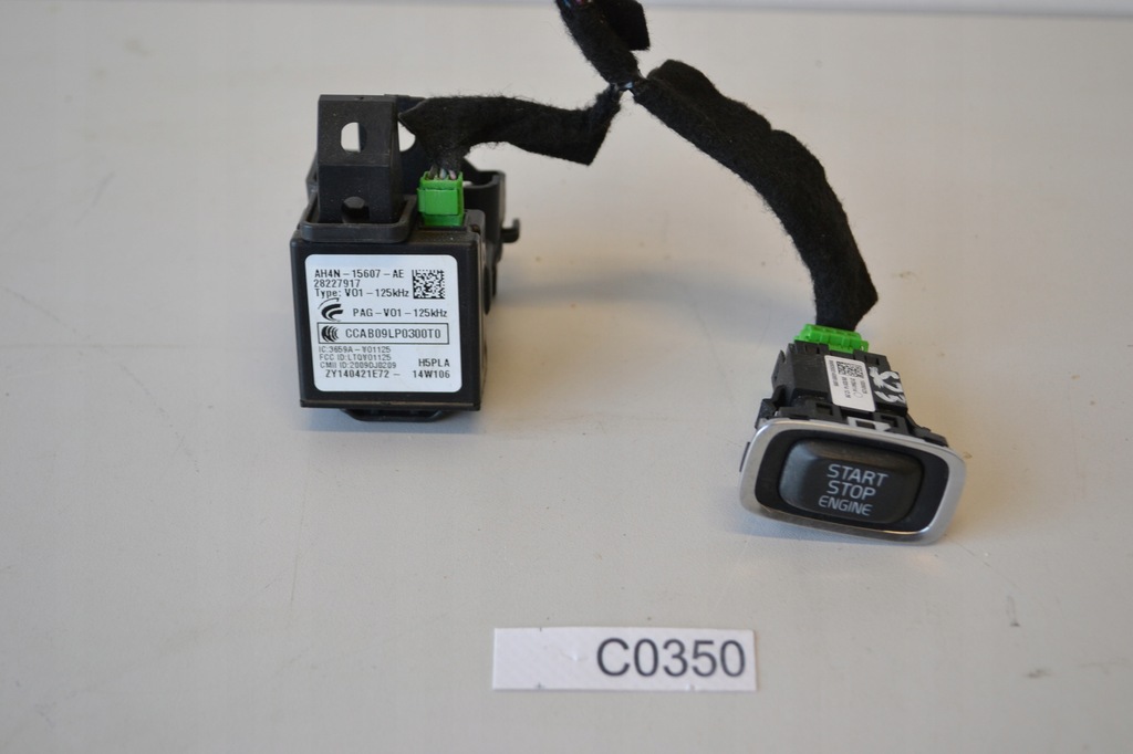 фото №1, Замок зажигания кнопка кнопка старт/стоп volvo v40 ii