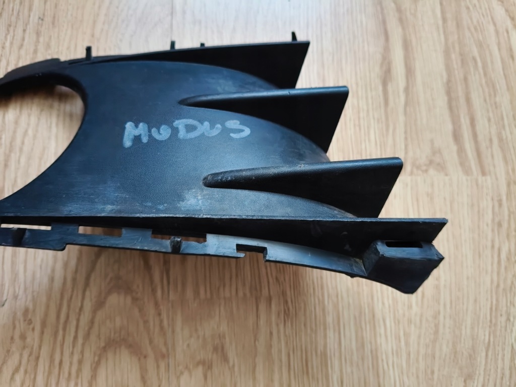 фото №5, Renault modus решётка бампера правый перед