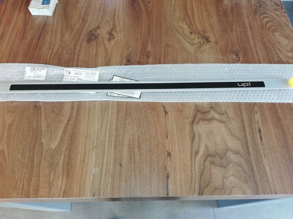 фото №1, Vw up молдинг поріг 1s3853537