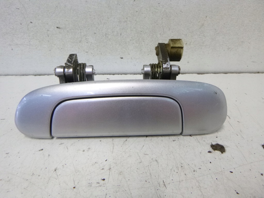 фото №1, Ручка ручка зовнішнє mazda premacy 22v 02r.