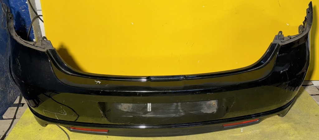 Купити Mazda 6 бампер задня