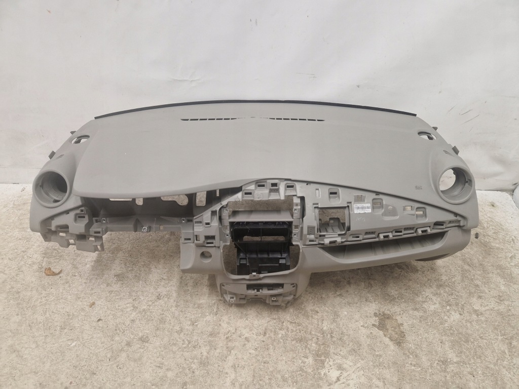 фото №1, Приборная панель приборная консоль приборная панель renault zoe eu 681000711r