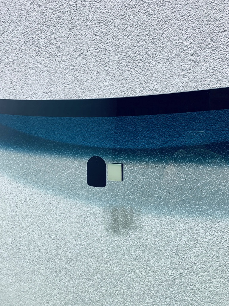 фото №2, Стекло лобовое mazda demio 1998-2003