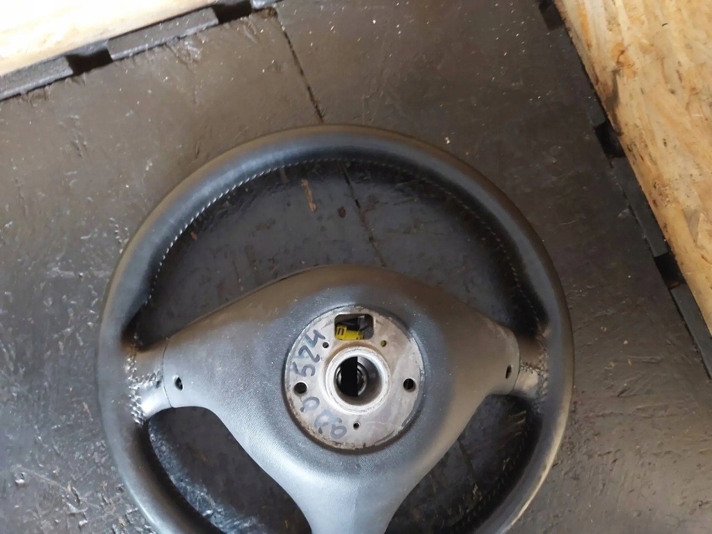 фото №15, Повітропровід триспицева шкіра audi a3 8l 8l0419091q 8l0880201j