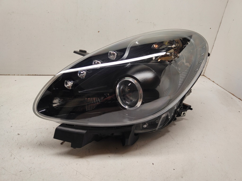 фото №1, Alfa romeo giulietta линза с led тонированная лампа левый перед 00505387790