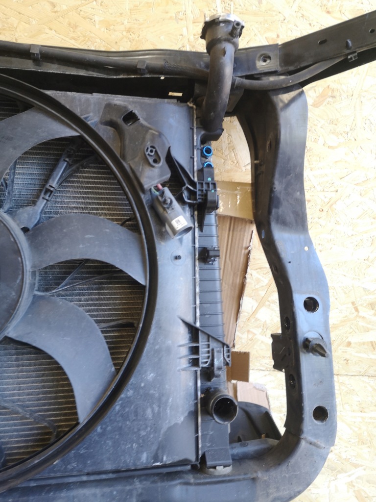 фото №7, Grand cherokee wk2 srt pas передний радиатор электропроводка