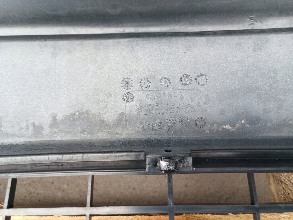 фото №9, Peugeot 406 coupe бампер перед передний оригинальный kompletny