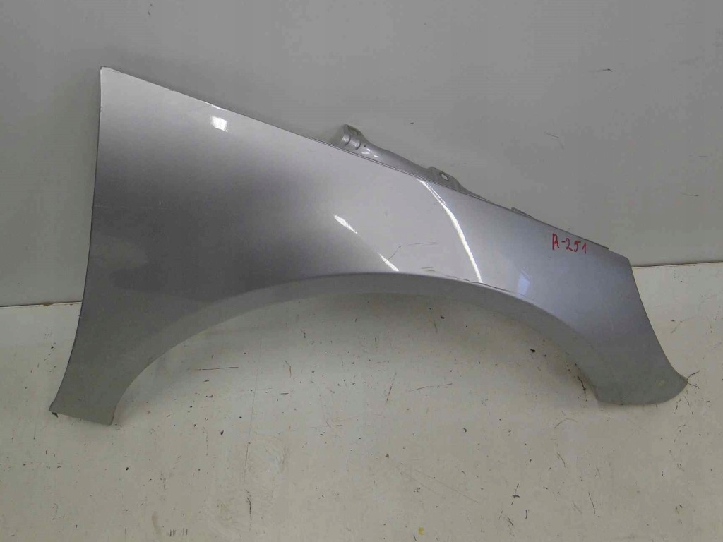 фото №2, Mercedes r klasa w251 251 крыло передний правый