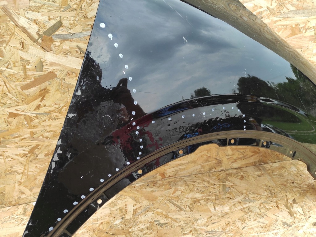 Крыло  правый  renault kadjar 15- Доставка