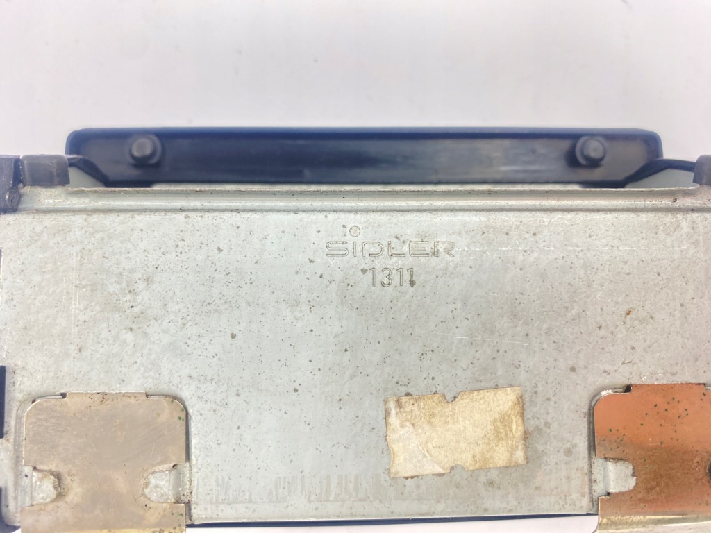 Попільничка двері задній задніх mercedes w124 kombi 1989-1996 niebieska Доставка