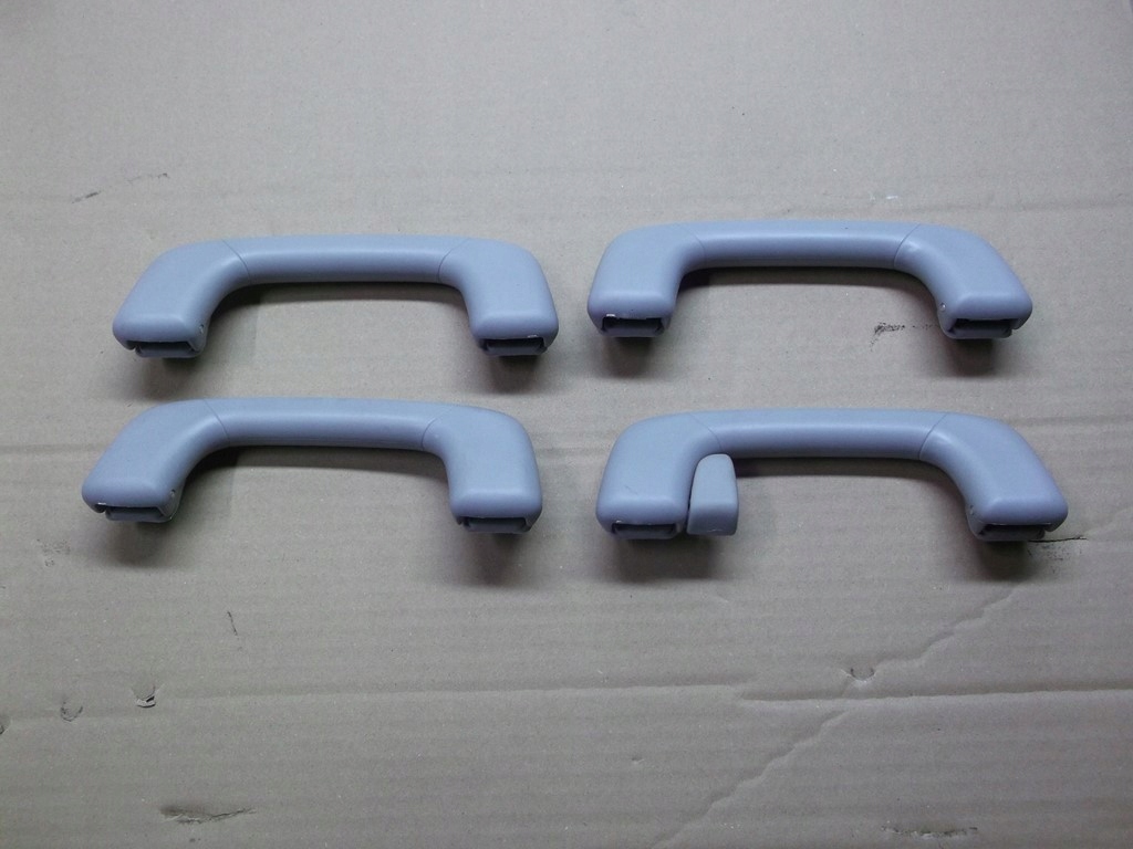 фото №1, Hyundai i40 ручка кронштейн потолочный