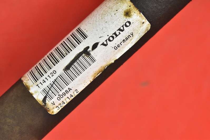 фото №10, Приводной вал правая перед механическая коробка передач 31367151 volvo v60 1 i 1.6 d d2 115 km lift 13-20