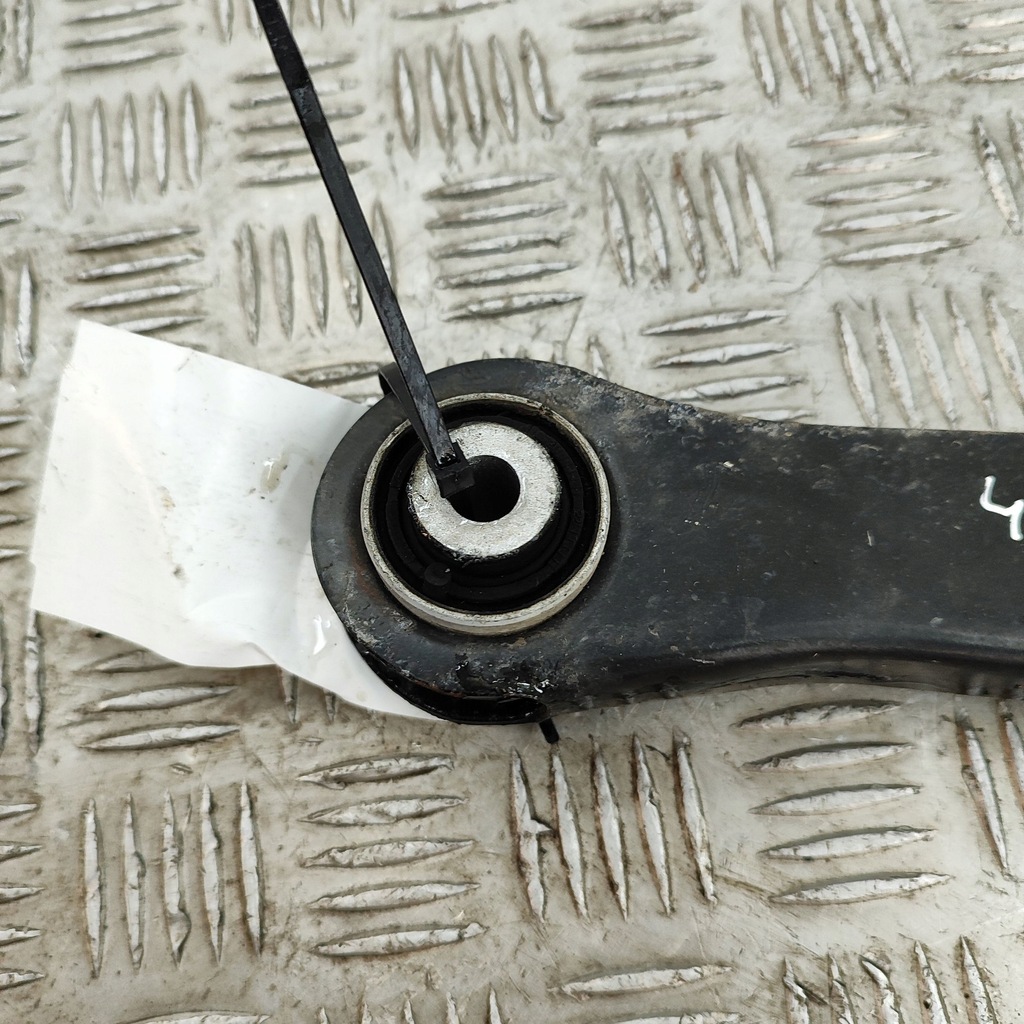 фото №7, Audi a4 s4 b9 8w 2018 ліва сторона верхній важіль задній