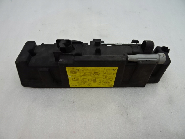 фото №1, Renault espace iv вкладиш колеса запасного домкрат 8200127794