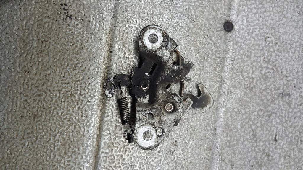 фото №1, Замок капот peugeot 807 2.2hdi 04r