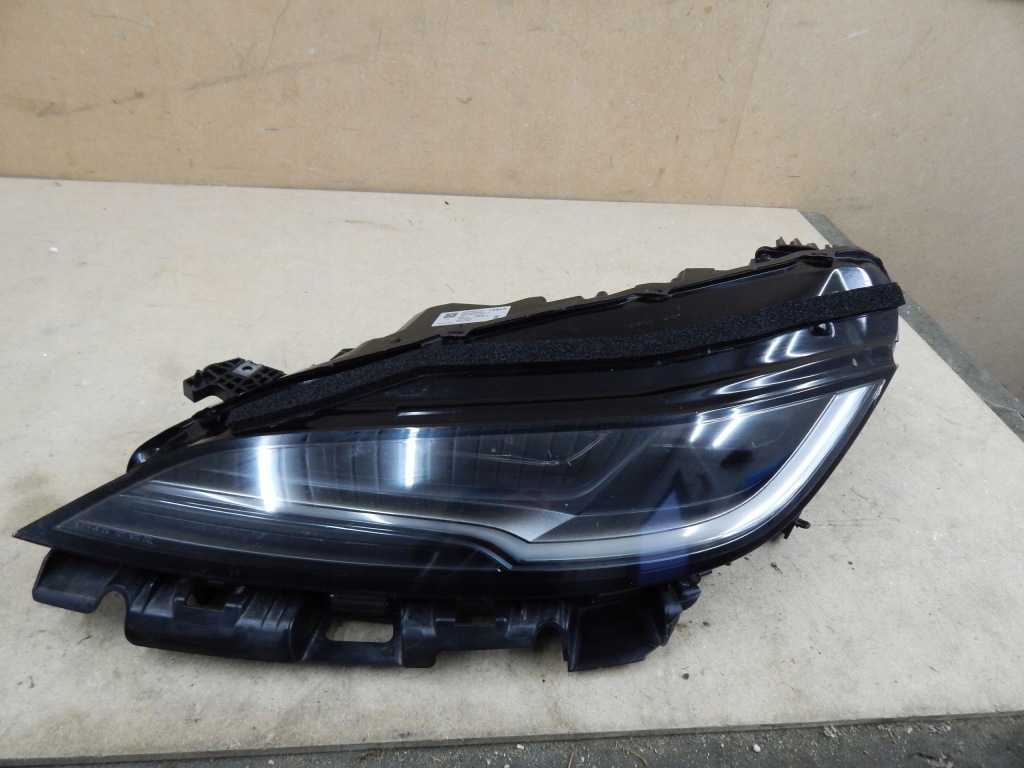 фото №11, Комплект лампа правая i левая перед tesla full led model 3 ii highland оригинал