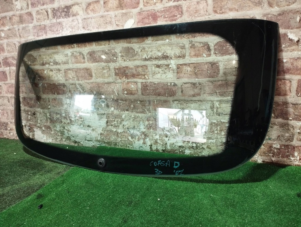 Купить Стекло крышки багажника стекло задний  opel corsa d 3d 2007 год оригинал