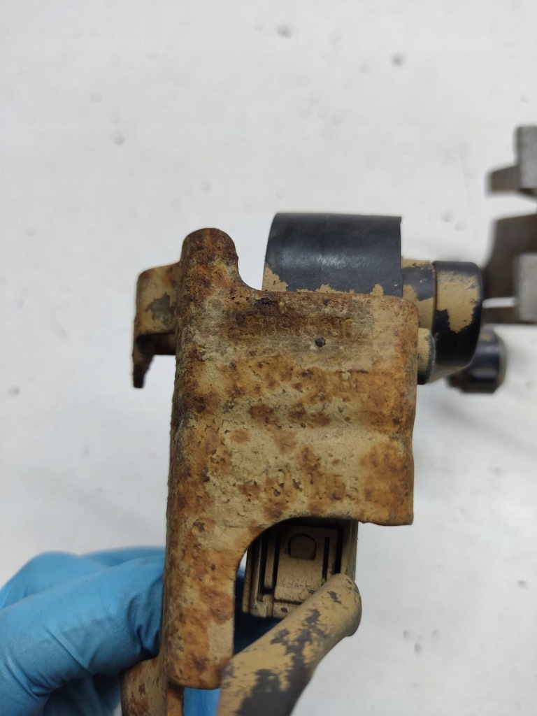 Датчик підвіска пневматичний задні ліва сторона mercedes w213 2139051902 Доставка