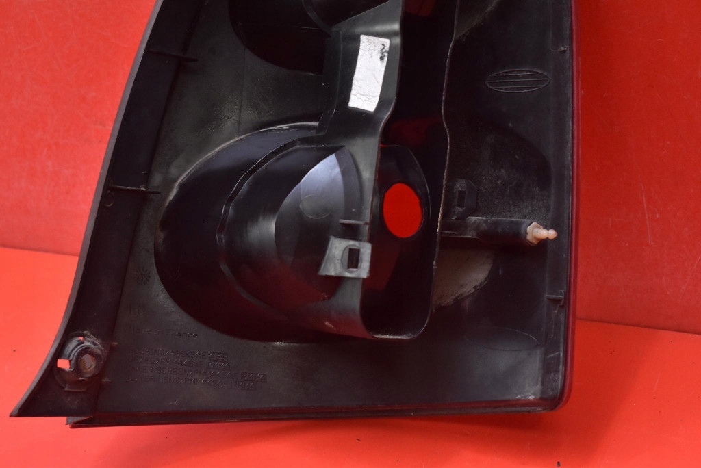 фото №6, Лампа левая задняя задняя nissan primera p12 5d kombi 01-08