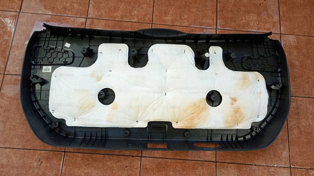 фото №9, Hyundai kona i 17-23 обивка защита крышки крышки багажника задняя c601