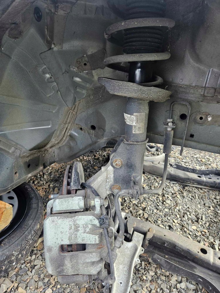 фото №1, Mcperson поворотний кулак комплект права insignia i a 1.6 cdti lift 16r gira важіль