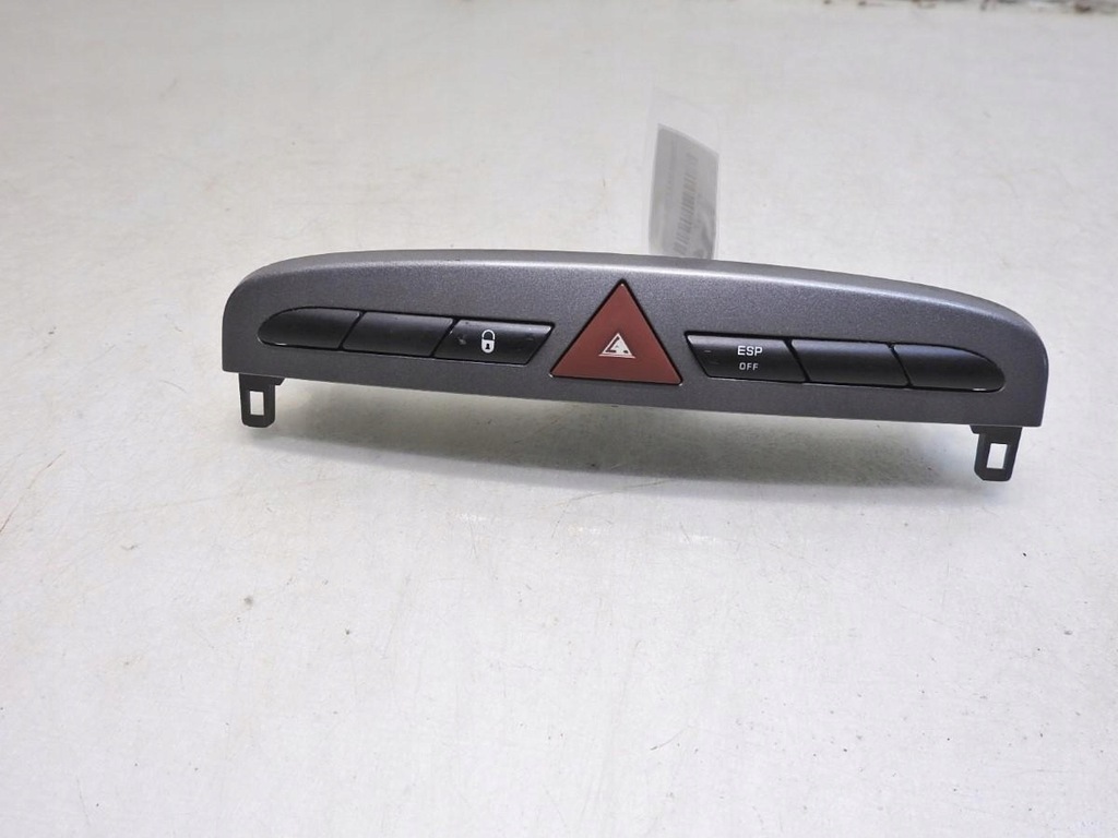 фото №1, Панель кнопки світла аварійних peugeot 308 i