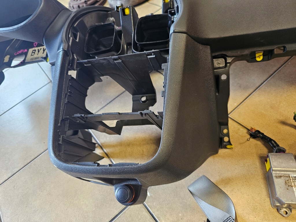 фото №14, Приборная панель консоль приборная панель ремни датчик подушка безопасности opel corsa d eu 13262361