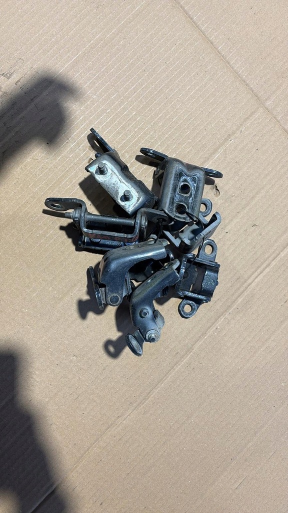 фото №1, Петля петли дверь левый правый перед задняя renault kadjar lift