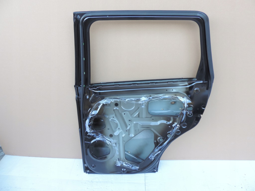 фото №12, Mitsubishi outlander iii lift 2015 2016 двері задня