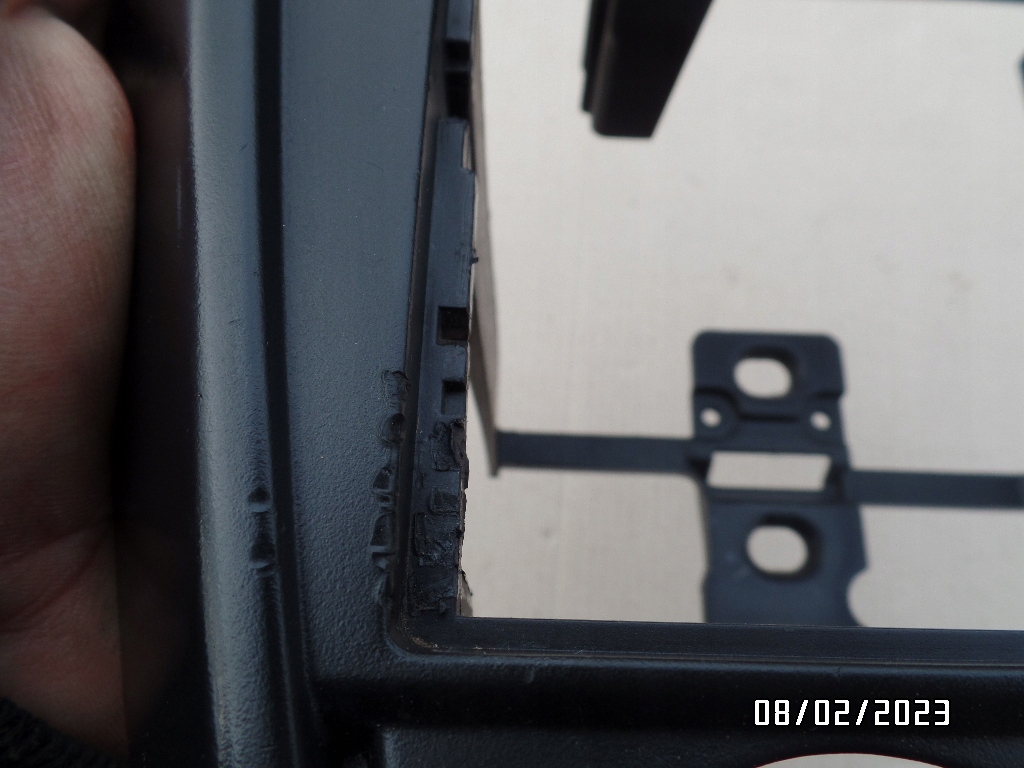 фото №10, Vw fox 03- рамка консоль средняя 5z0858061a