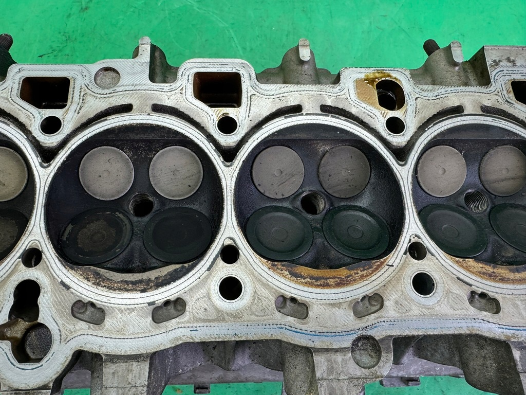 фото №13, Головка циліндрів права з розподільчі вали audi s6 c6 5.2 fsi v10 06-11 bxa 435km