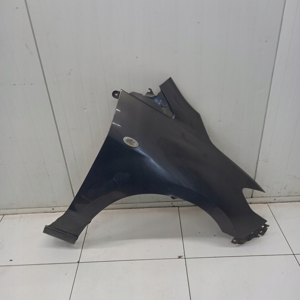 фото №1, Крыло правый передний mazda 5 2006